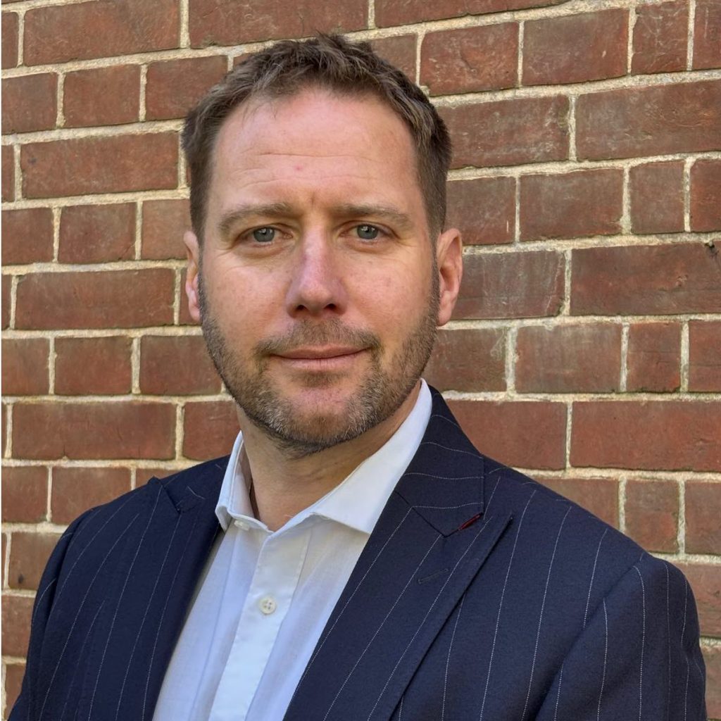 Adam Gaymer : Founder, Director Arpenteur